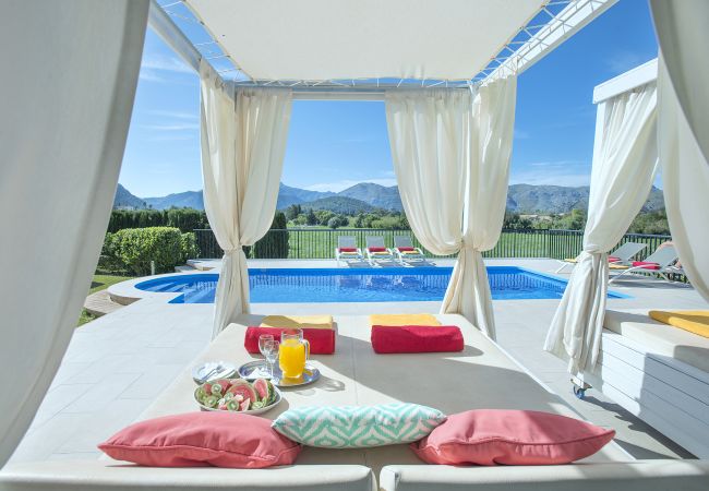 Villa in Pollensa -  FINCA SIQUIER - LUXUSRÜCKZUG MIT BERGBLICK Villa in Pollensa -  FINCA SIQUIER - LUXUSRÜCKZUG MIT BERGBLICK