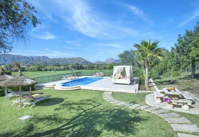 Villa in Pollensa -  FINCA SIQUIER - LUXUSRÜCKZUG MIT BERGBLICK Villa in Pollensa -  FINCA SIQUIER - LUXUSRÜCKZUG MIT BERGBLICK