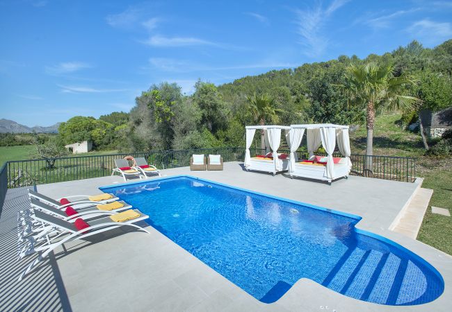 Villa in Pollensa -  FINCA SIQUIER - LUXUSRÜCKZUG MIT BERGBLICK Villa in Pollensa -  FINCA SIQUIER - LUXUSRÜCKZUG MIT BERGBLICK