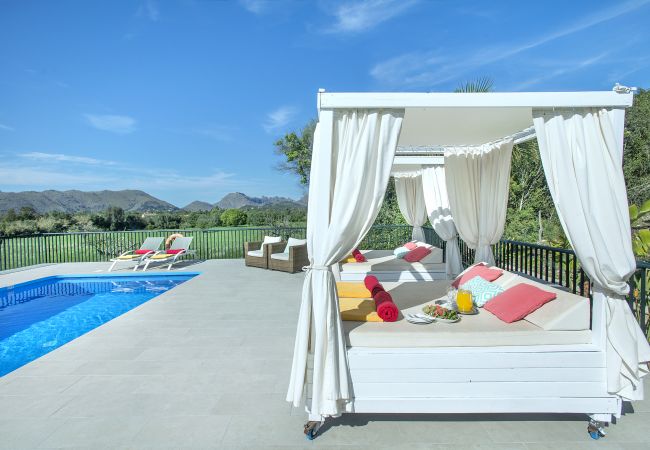Villa in Pollensa -  FINCA SIQUIER - LUXUSRÜCKZUG MIT BERGBLICK Villa in Pollensa -  FINCA SIQUIER - LUXUSRÜCKZUG MIT BERGBLICK