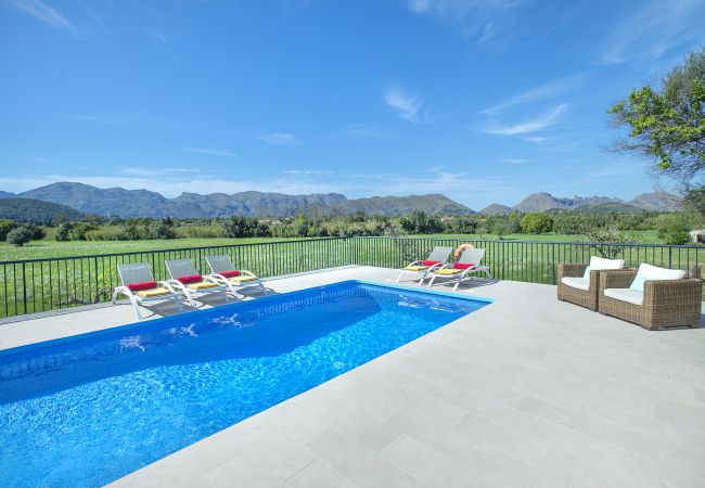 Villa in Pollensa -  FINCA SIQUIER - LUXUSRÜCKZUG MIT BERGBLICK Villa in Pollensa -  FINCA SIQUIER - LUXUSRÜCKZUG MIT BERGBLICK