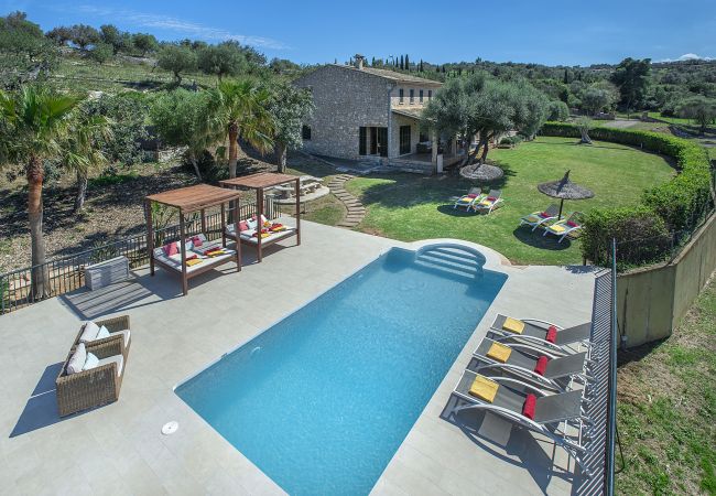 Villa in Pollensa -  FINCA SIQUIER - LUXUSRÜCKZUG MIT BERGBLICK