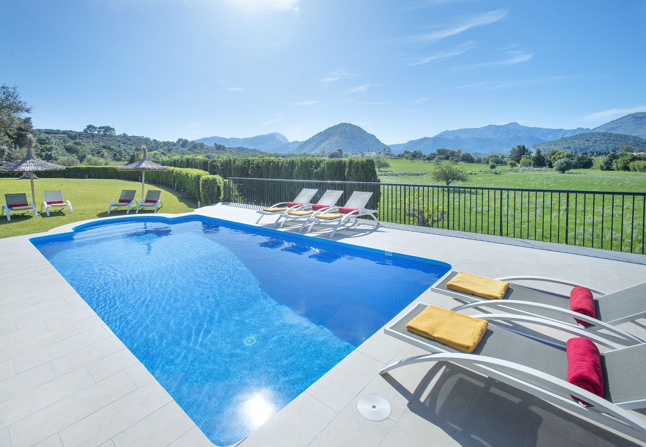 Villa in Pollensa -  FINCA SIQUIER - LUXUSRÜCKZUG MIT BERGBLICK