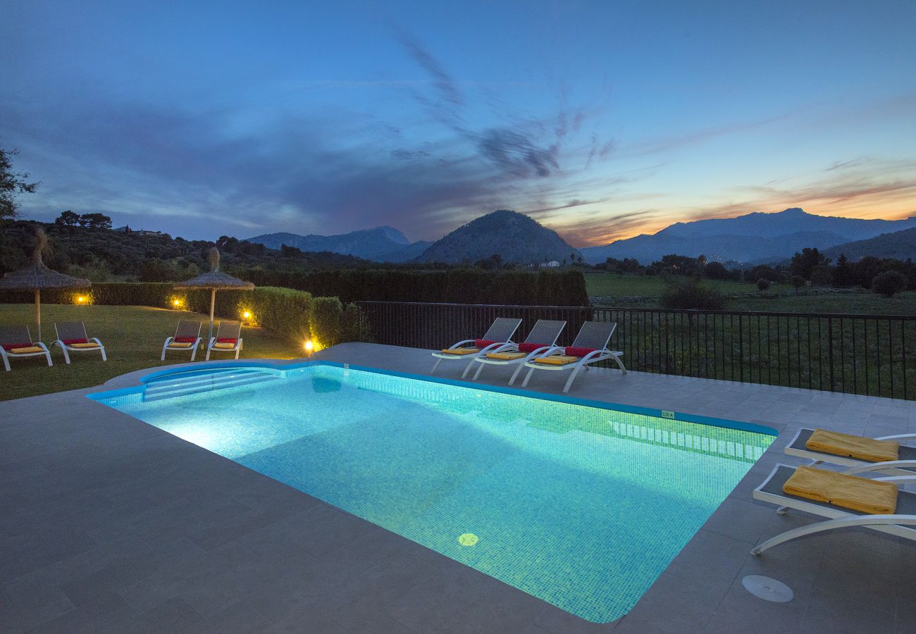 Villa in Pollensa -  FINCA SIQUIER - LUXUSRÜCKZUG MIT BERGBLICK