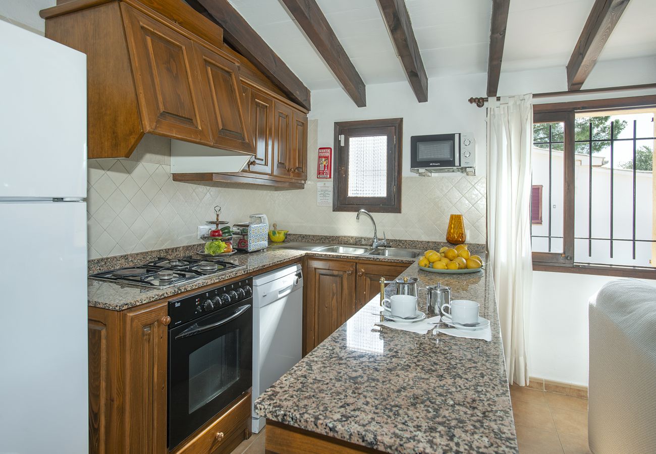 Villa in Pollensa - FINCA MORAGUES -  UMGEBEN VON NATUR