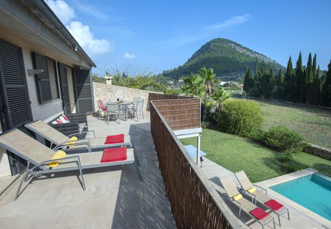 Villa in Pollensa - FINCA TEREU - LUXUSRÜCKZUG MIT BERGBLICK Villa in Pollensa - FINCA TEREU - LUXUSRÜCKZUG MIT BERGBLICK
