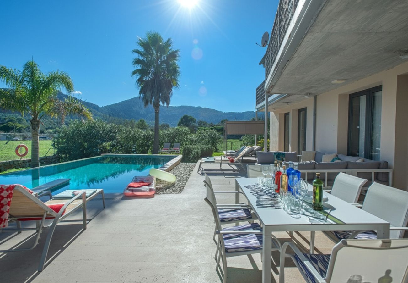 Villa in Pollensa - FINCA TEREU - LUXUSRÜCKZUG MIT BERGBLICK