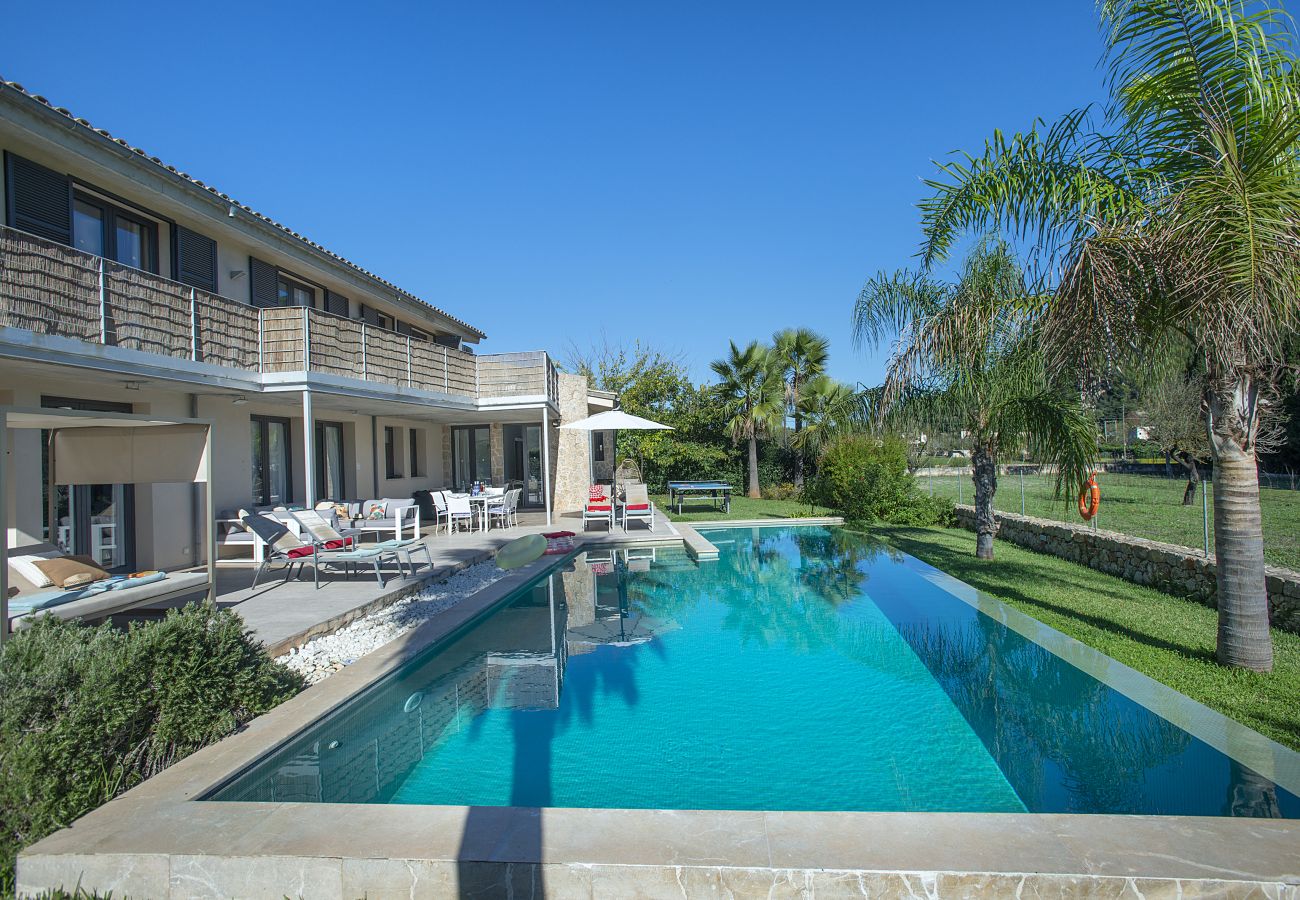Villa in Pollensa - FINCA TEREU - LUXUSRÜCKZUG MIT BERGBLICK