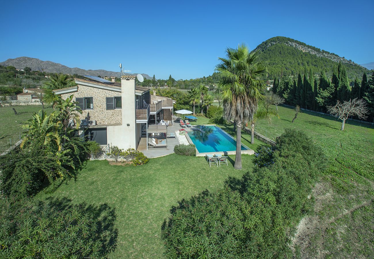 Villa in Pollensa - FINCA TEREU - LUXUSRÜCKZUG MIT BERGBLICK