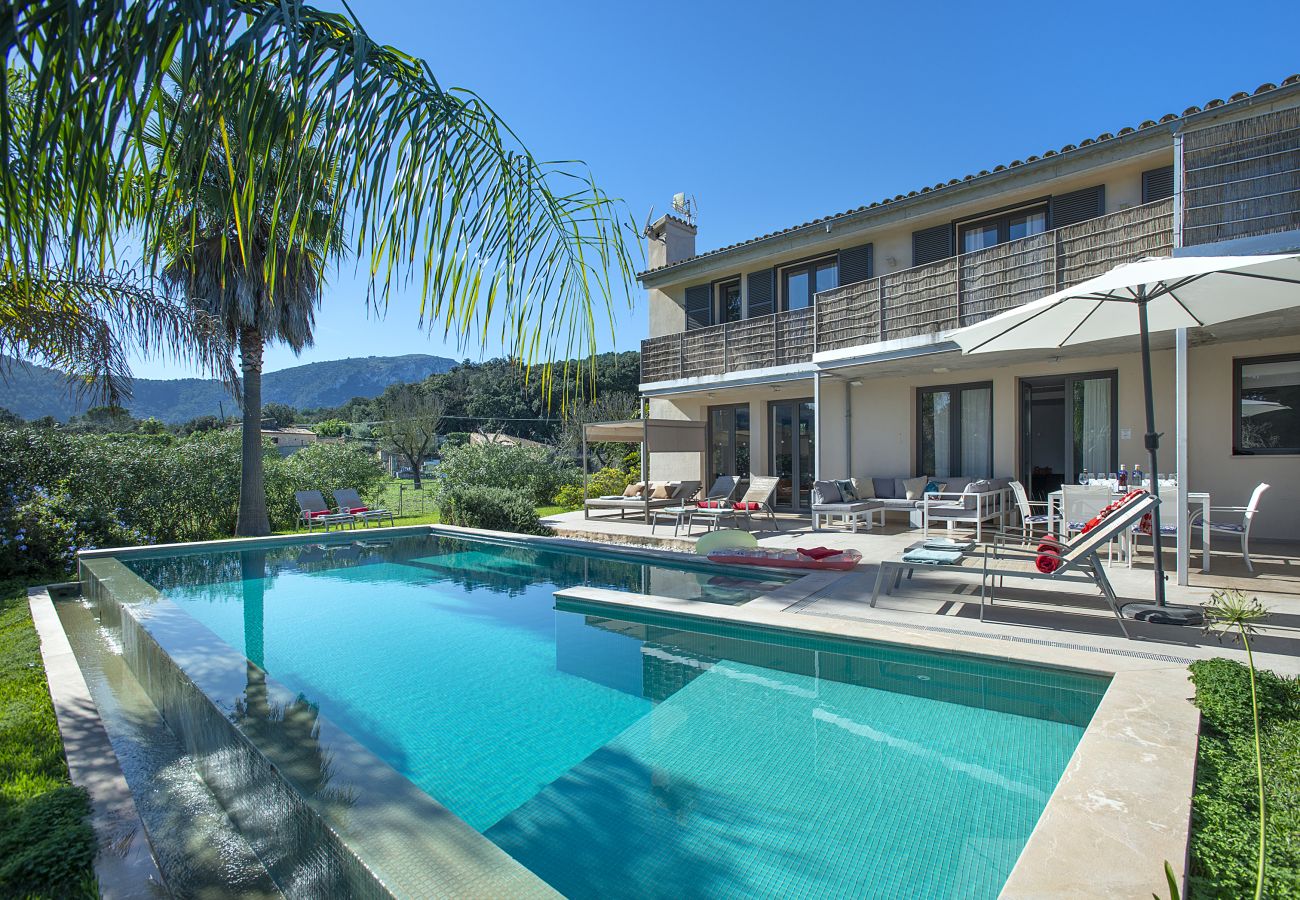 Villa in Pollensa - FINCA TEREU - LUXUSRÜCKZUG MIT BERGBLICK
