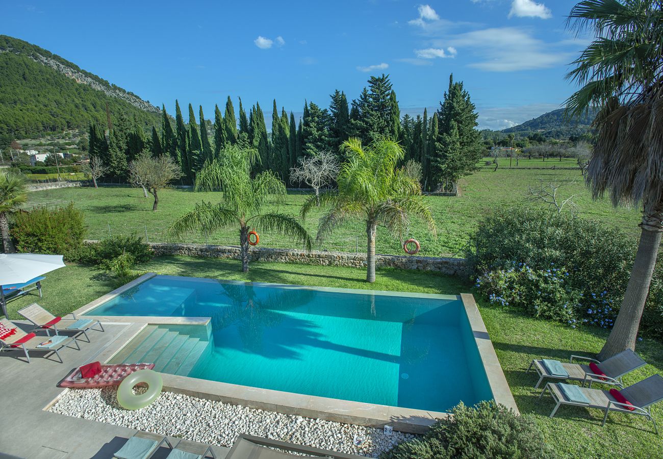 Villa in Pollensa - FINCA TEREU - LUXUSRÜCKZUG MIT BERGBLICK