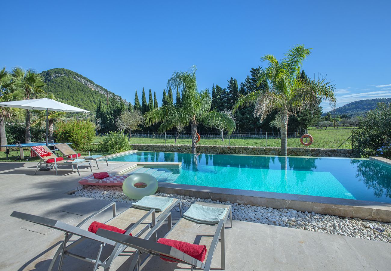Villa in Pollensa - FINCA TEREU - LUXUSRÜCKZUG MIT BERGBLICK