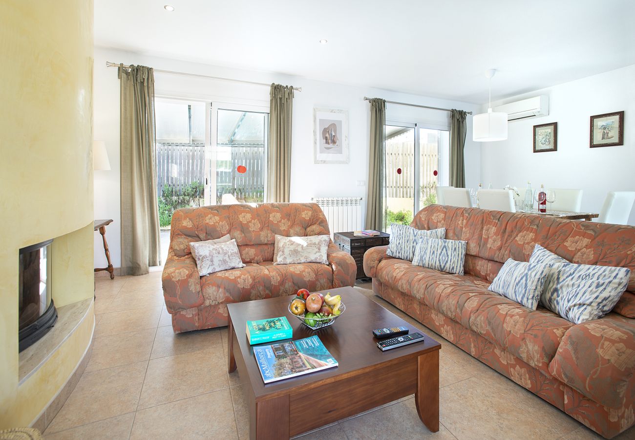 Villa in Alcudia - CHALET CAN GAYA - 5 MINUTEN ZU FUSS VOM STRAND ENTFERNT