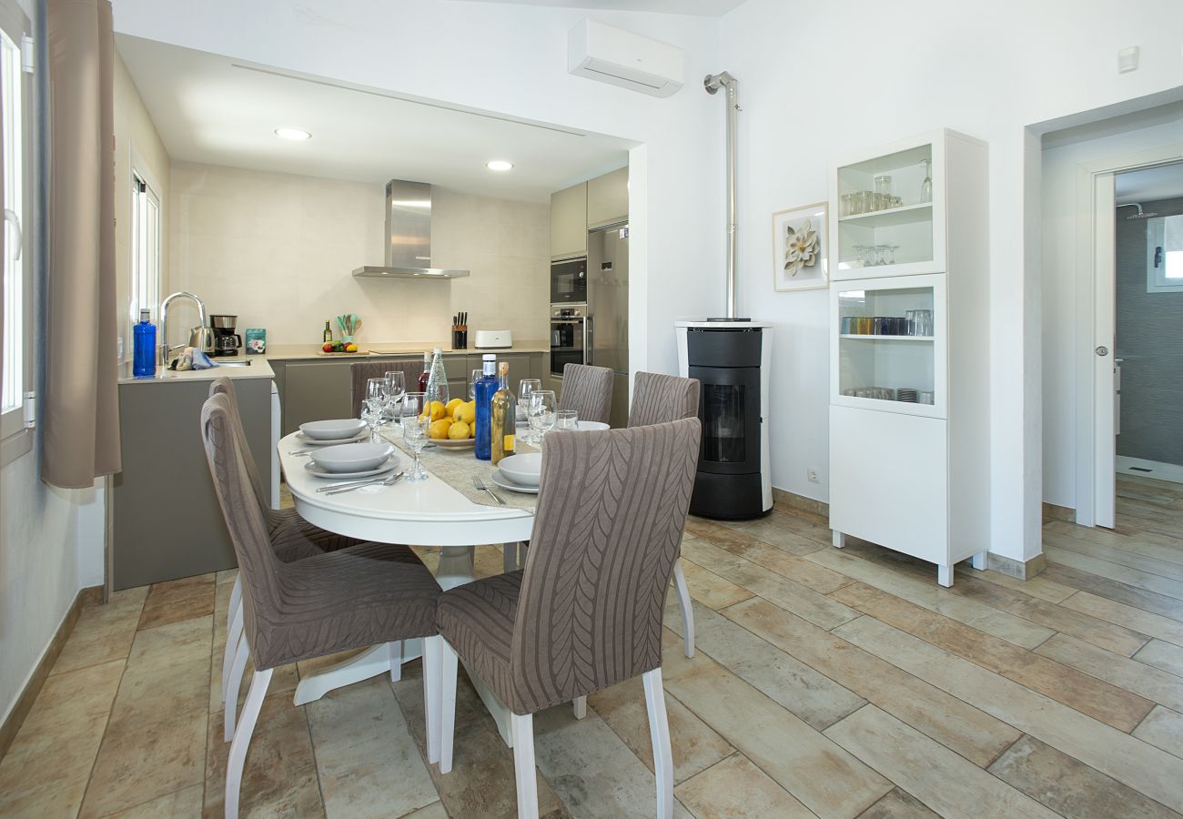Villa en Pollensa - CHALET MADRAVE - FAMILIAS Y AMIGOS