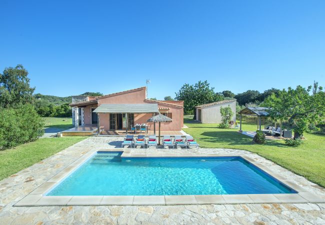 Villa en Puerto Pollensa - CHALET ALEJANDRA - GRAN JARDIN Y PISCINA