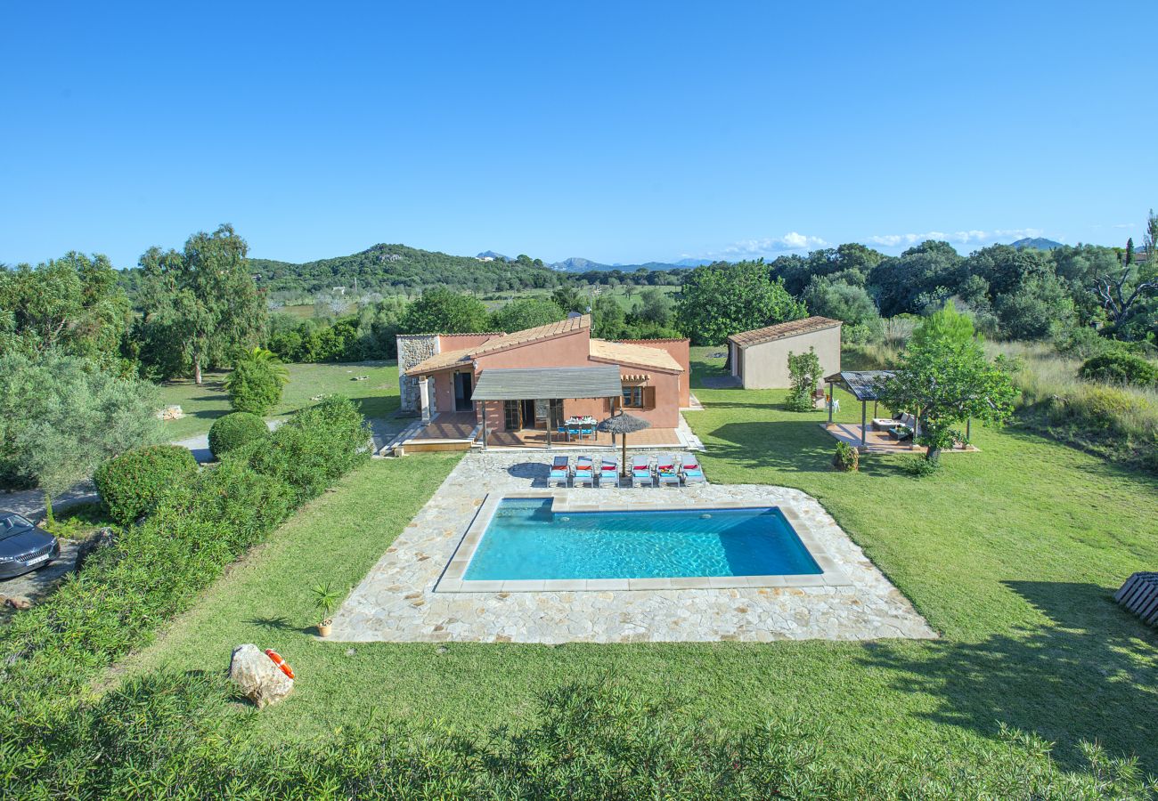 Villa en Puerto Pollensa - CHALET ALEJANDRA - GRAN JARDIN Y PISCINA