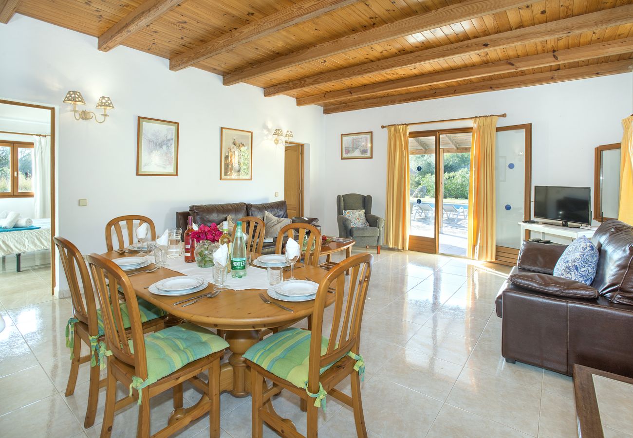 Villa en Puerto Pollensa - CHALET ALEJANDRA - GRAN JARDIN Y PISCINA