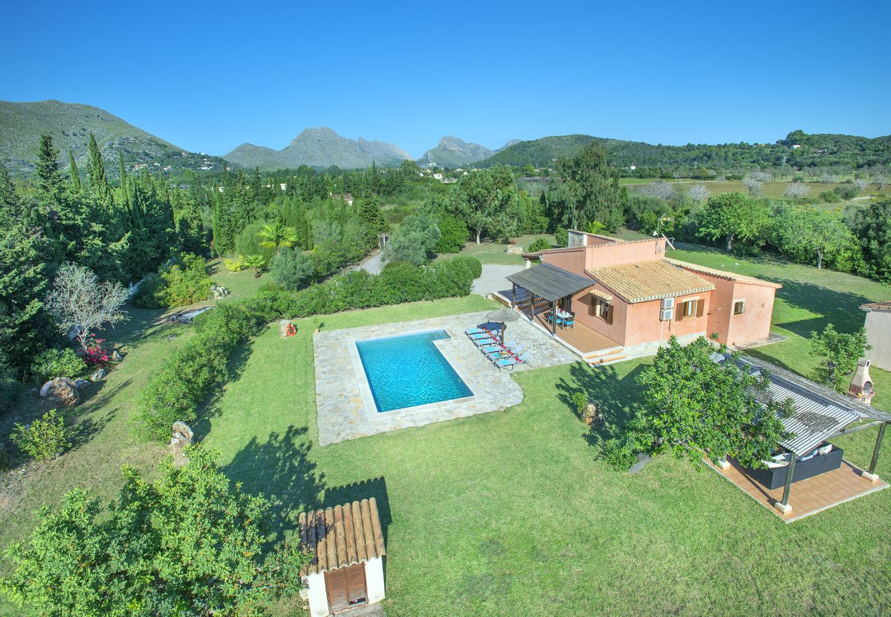 Villa en Puerto Pollensa - CHALET ALEJANDRA - GRAN JARDIN Y PISCINA