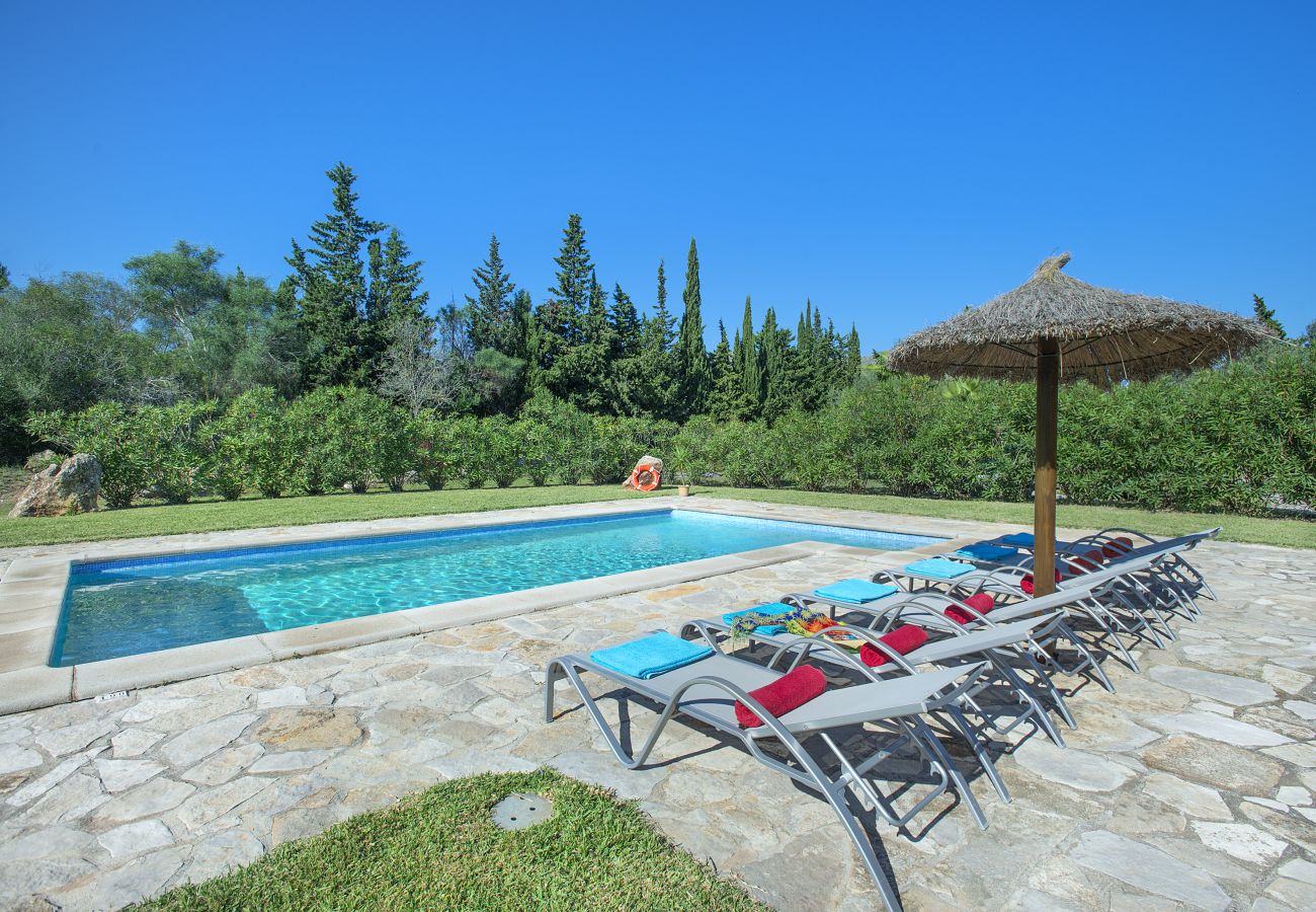 Villa en Puerto Pollensa - CHALET ALEJANDRA - GRAN JARDIN Y PISCINA