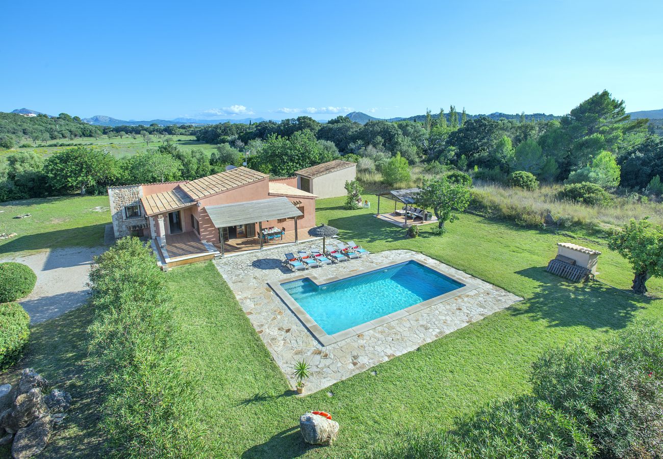 Villa en Puerto Pollensa - CHALET ALEJANDRA - GRAN JARDIN Y PISCINA