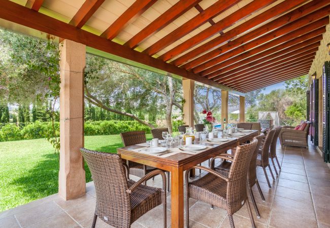 Villa à Pollensa -  CHALET SIQUIER - RETRAITE DE LUXE AVEC VUE SUR LA MONTAGNE Villa à Pollensa -  CHALET SIQUIER - RETRAITE DE LUXE AVEC VUE SUR LA MONTAGNE