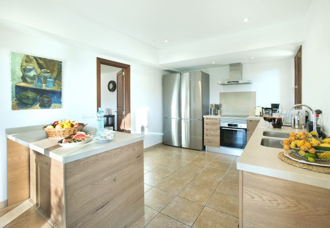 Villa à Pollensa -  CHALET SIQUIER - RETRAITE DE LUXE AVEC VUE SUR LA MONTAGNE Villa à Pollensa -  CHALET SIQUIER - RETRAITE DE LUXE AVEC VUE SUR LA MONTAGNE