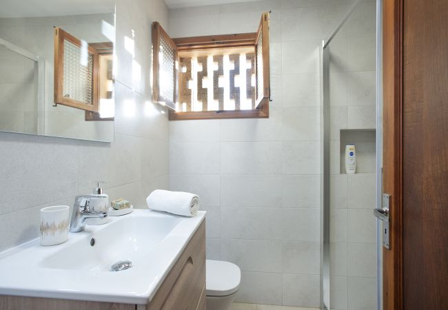 Villa à Cala Sant Vicenç - CHALET MARINER - 5 MIN DE MARCHE DE LA PLAGE Villa à Cala Sant Vicenç - CHALET MARINER - 5 MIN DE MARCHE DE LA PLAGE