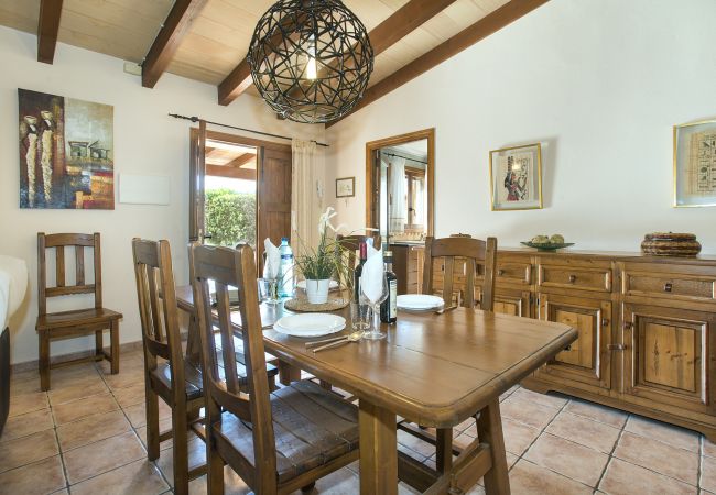 Villa à Campanet - CHALET GARRETA - SÉJOUR RUSTIQUE Villa à Campanet - CHALET GARRETA - SÉJOUR RUSTIQUE