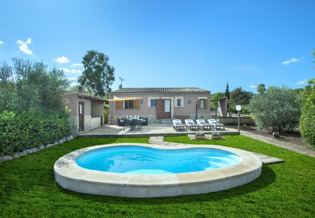 Villa à Campanet - CHALET GARRETA - SÉJOUR RUSTIQUE Villa à Campanet - CHALET GARRETA - SÉJOUR RUSTIQUE