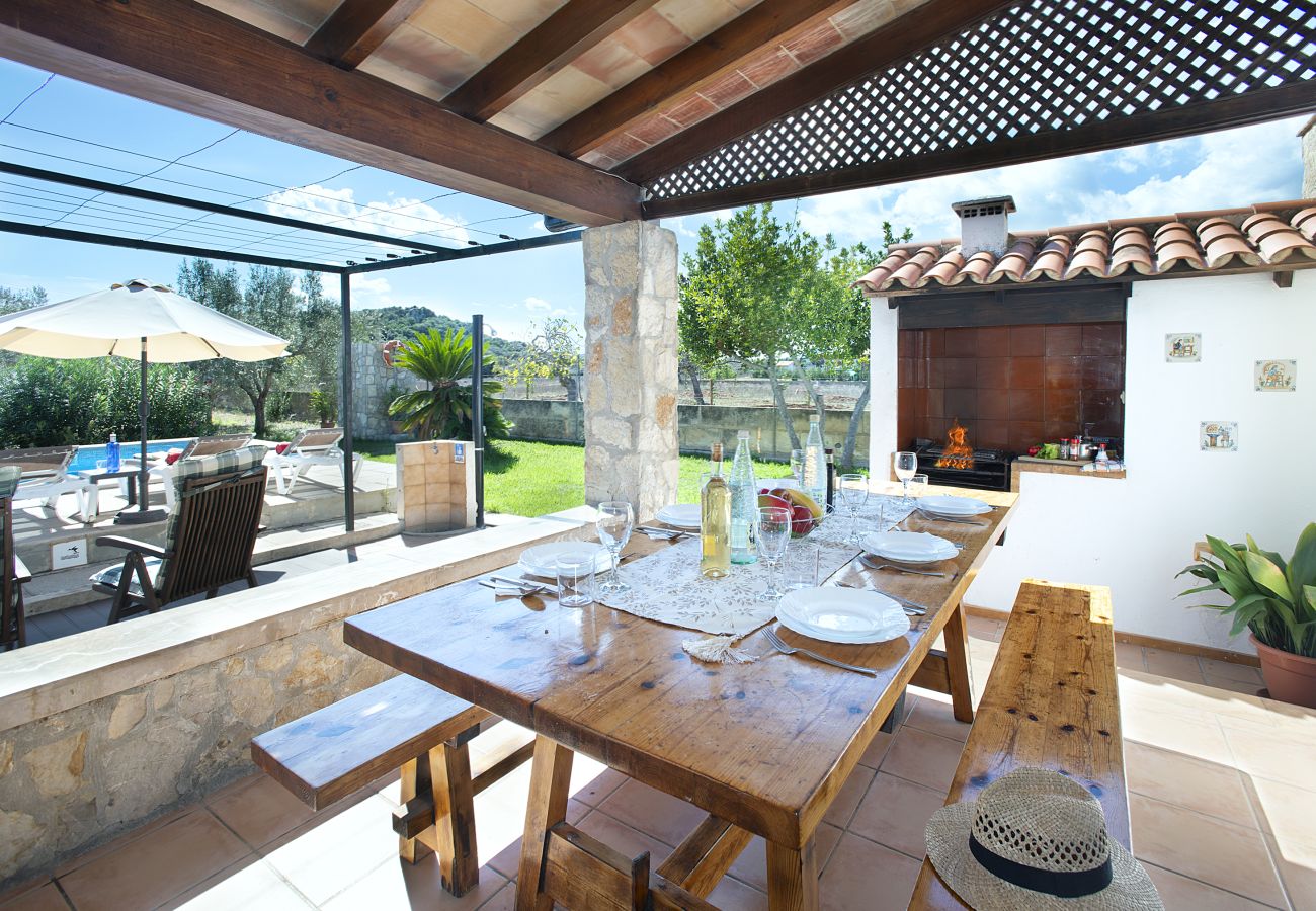 Villa à Puerto Pollensa - CHALET FINQUITA - SÉJOUR RUSTIQUE