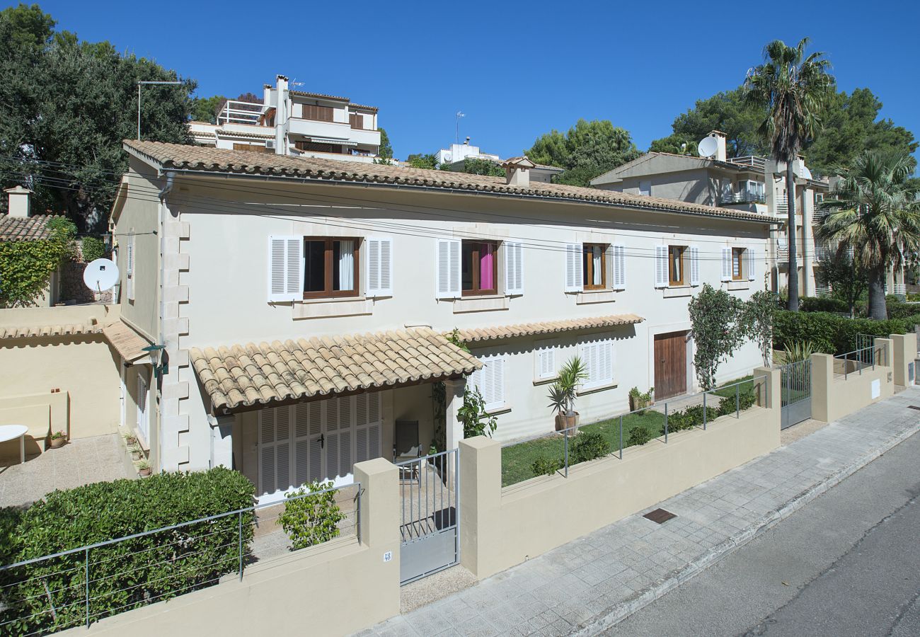 Villa à Cala Sant Vicenç - CHALET VALLORI - 5 MIN A PIED DE LA PLAGE