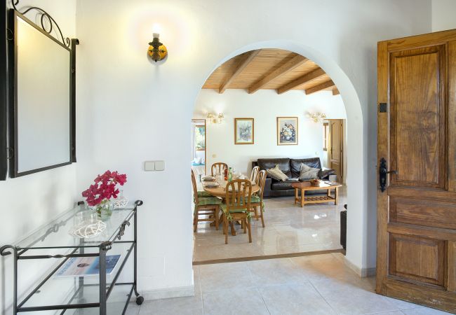 Villa à Puerto Pollensa - CHALET ALEJANDRA  - GRAND JARDIN ET PISCINE Villa à Puerto Pollensa - CHALET ALEJANDRA  - GRAND JARDIN ET PISCINE