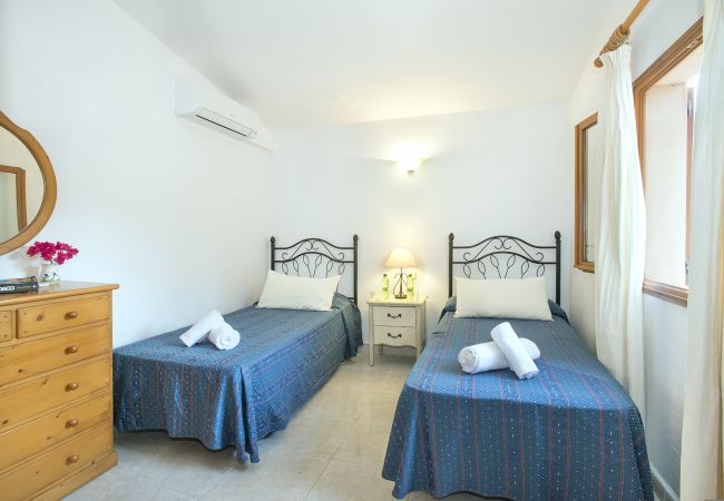 Villa à Puerto Pollensa - CHALET ALEJANDRA  - GRAND JARDIN ET PISCINE Villa à Puerto Pollensa - CHALET ALEJANDRA  - GRAND JARDIN ET PISCINE
