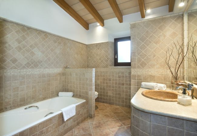 Villa à Pollensa - CHALET CAN POU - VACANCES DE LUXE DANS LES JARDINS ROYAUX Villa à Pollensa - CHALET CAN POU - VACANCES DE LUXE DANS LES JARDINS ROYAUX