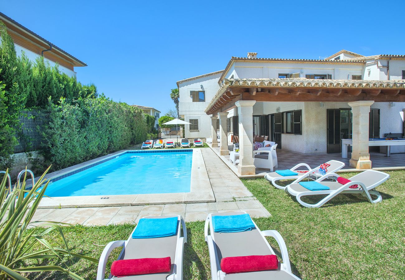 Villa à Puerto Pollensa - CHALET LLENAIRE GRAN - 3 MIN À PIED DE LA PLAGE