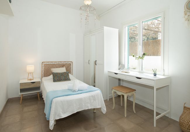 Villa à Cala Sant Vicenç - CHALET BEACH HOUSE MAGDALENA - 5 MIN A PIED DE LA PLAGE Villa à Cala Sant Vicenç - CHALET BEACH HOUSE MAGDALENA - 5 MIN A PIED DE LA PLAGE