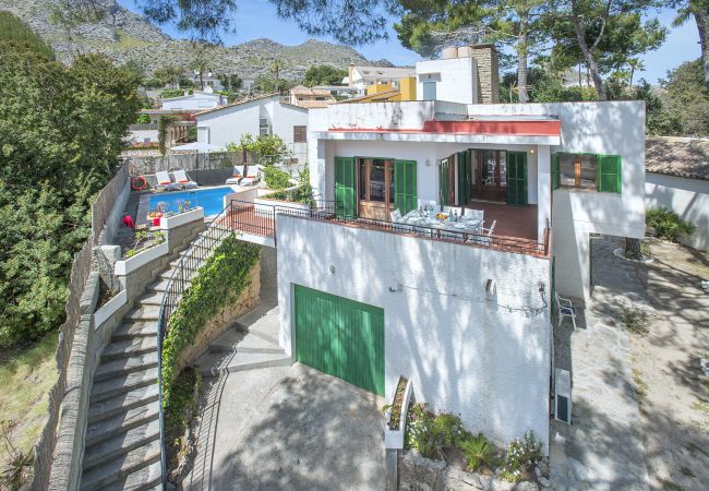 Villa/Dettached house in Cala Sant Vicenç - VILLA MARINER - 5 MIN WALK TO THE BEACH