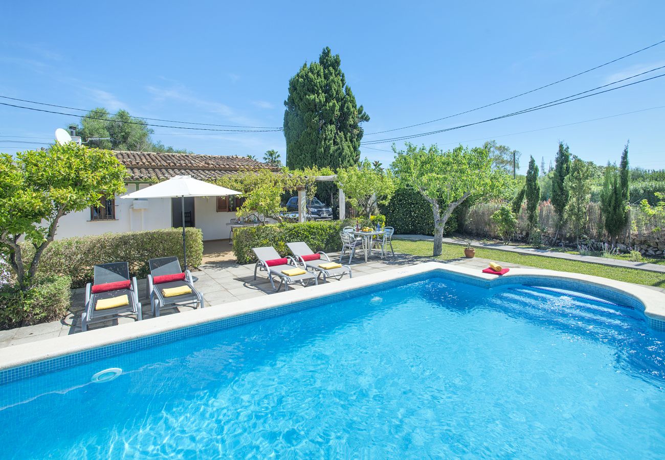 Villa in Puerto Pollensa - VILLA LLENAIRE PETIT - 3 MIN DRIVE TO THE BEACH