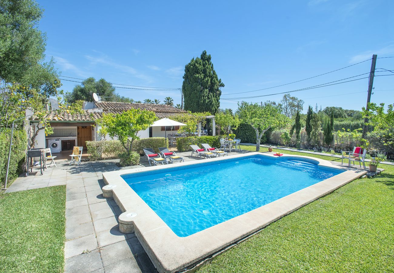 Villa in Puerto Pollensa - VILLA LLENAIRE PETIT - 3 MIN DRIVE TO THE BEACH