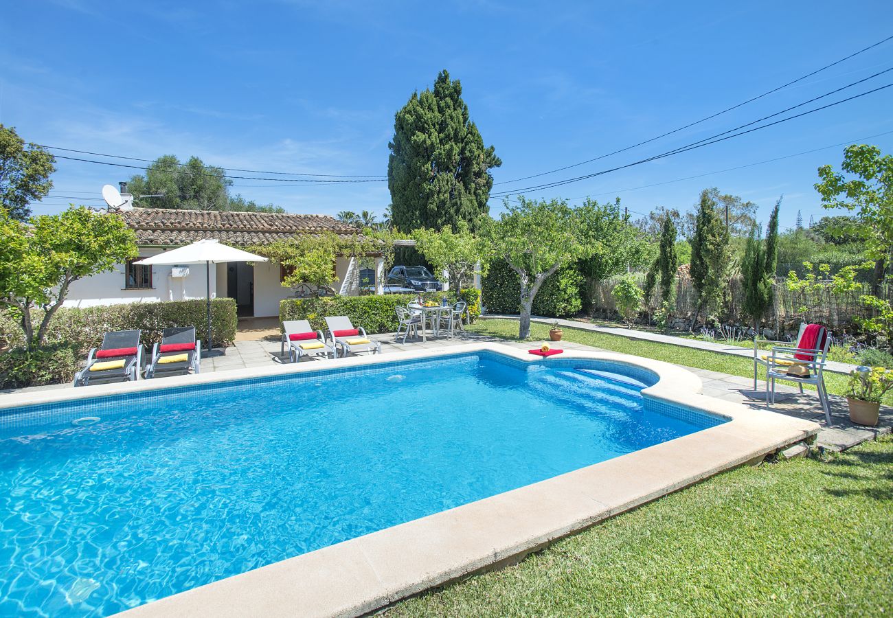 Villa in Puerto Pollensa - VILLA LLENAIRE PETIT - 3 MIN DRIVE TO THE BEACH