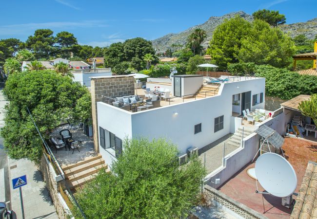 Villa in Cala Sant Vicenç - VILLA ESTRELLA DE MAR - 3 MIN WALK TO THE BEACH Villa in Cala Sant Vicenç - VILLA ESTRELLA DE MAR - 3 MIN WALK TO THE BEACH