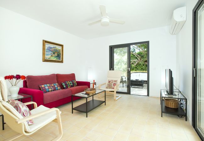 Villa in Cala Sant Vicenç - VILLA ESTRELLA DE MAR - 3 MIN WALK TO THE BEACH Villa in Cala Sant Vicenç - VILLA ESTRELLA DE MAR - 3 MIN WALK TO THE BEACH