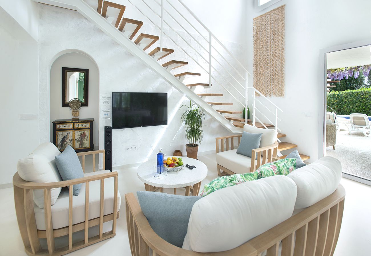 Villa in Puerto Pollensa - VILLA BOCORIS - 15 MIN WALK TO THE BEACH