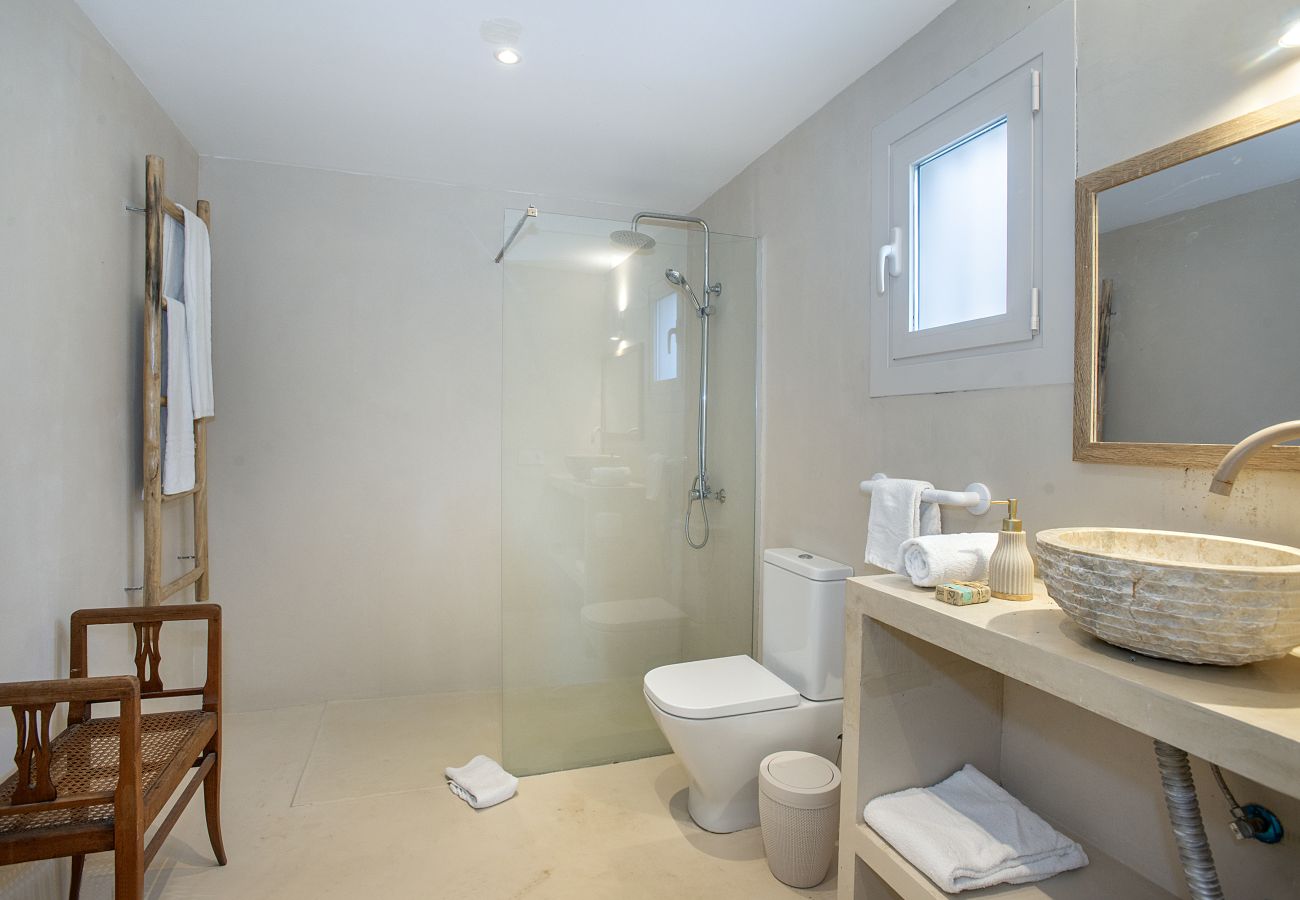 Villa in Puerto Pollensa - VILLA BOCORIS - 15 MIN WALK TO THE BEACH