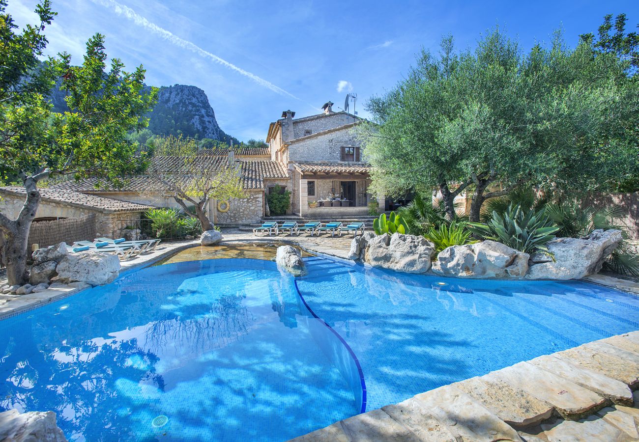 Villa in Pollensa - VILLA LLOBERINA - JEWEL IN THE MIDST OF NATURE