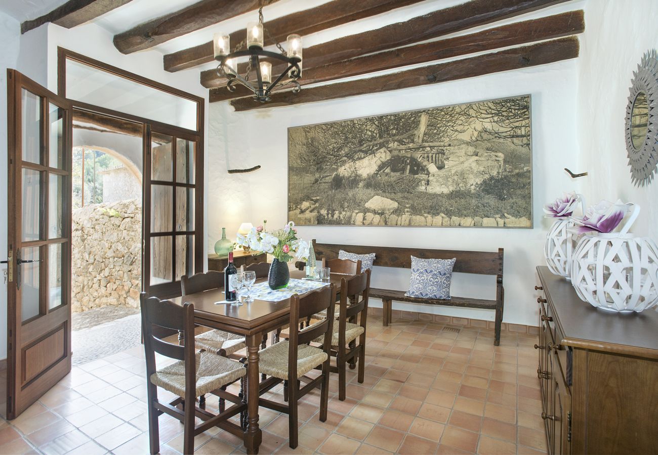 Villa in Pollensa - VILLA LLOBERINA - JEWEL IN THE MIDST OF NATURE