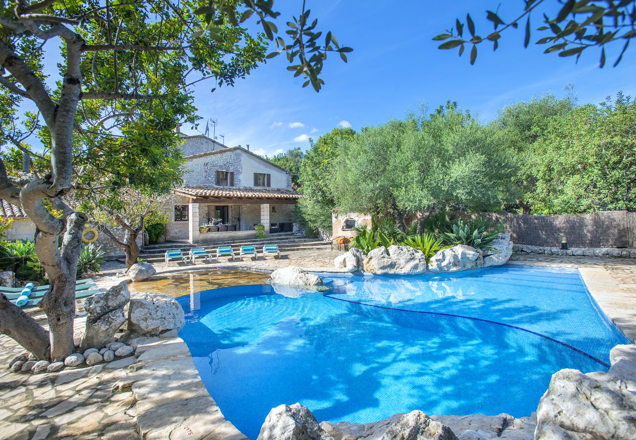 Villa in Pollensa - VILLA LLOBERINA - JEWEL IN THE MIDST OF NATURE