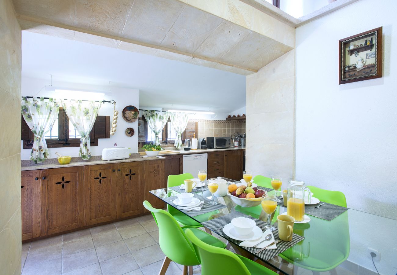 Villa in Pollensa - VILLA CAN DEMANA - JEWEL IN THE MIDST OF NATURE