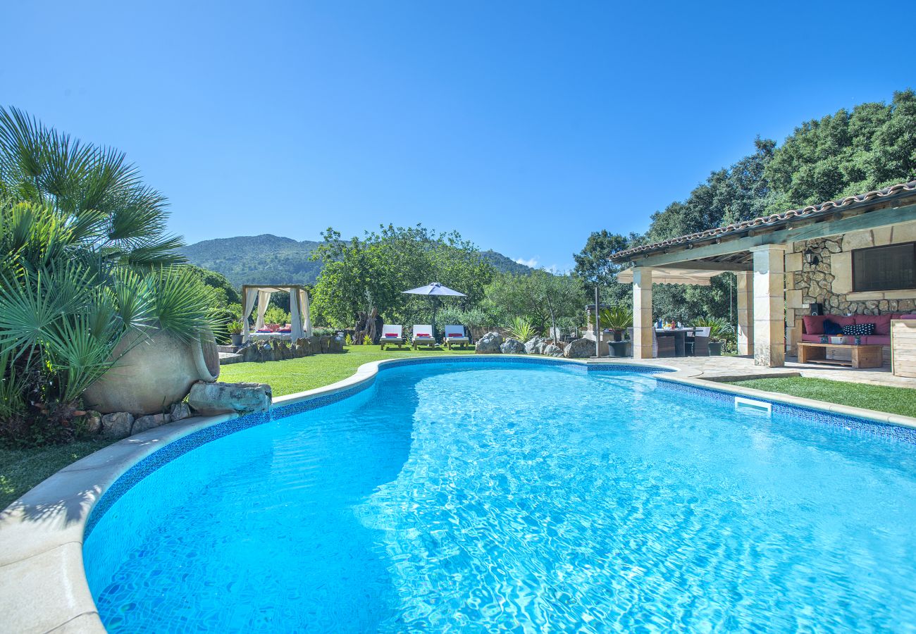 Villa in Pollensa - VILLA CAN DEMANA - JEWEL IN THE MIDST OF NATURE