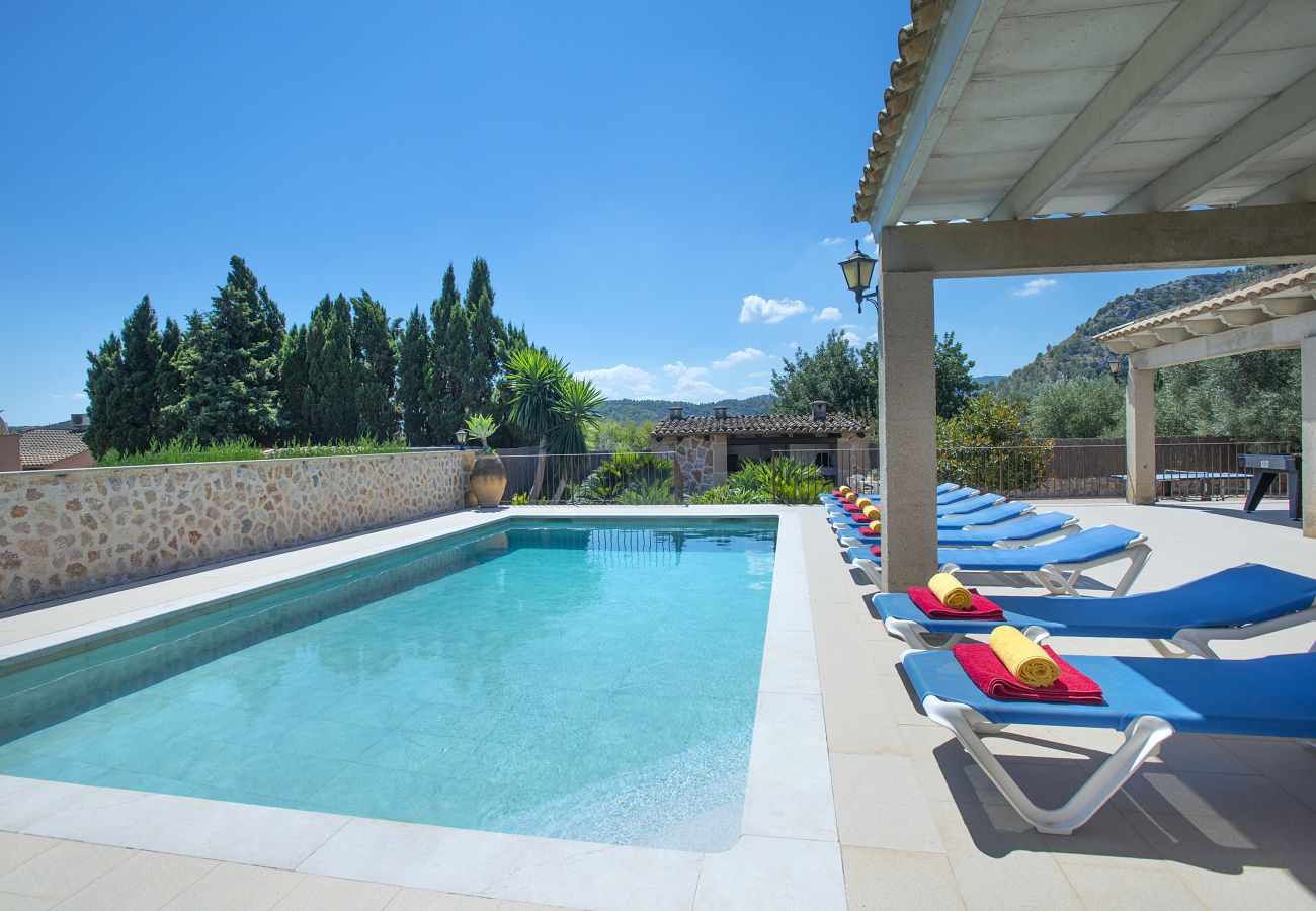 Villa in Pollensa - VILLA SANTUIRI - EXCLUSIVE HOLIDAYS